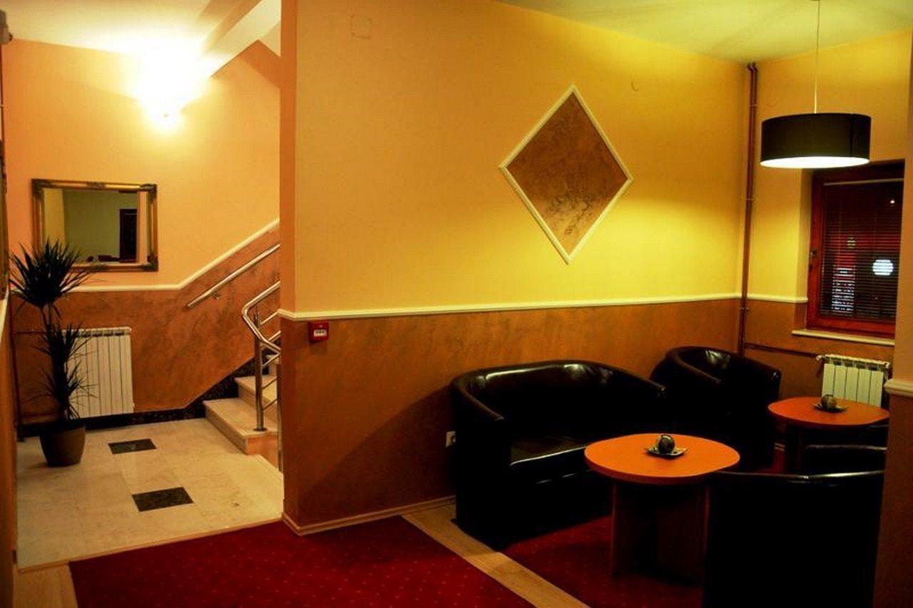 Hotel Arizona Sarajevo Lukavica Eksteriør billede