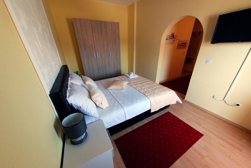 Hotel Arizona Sarajevo Lukavica Eksteriør billede