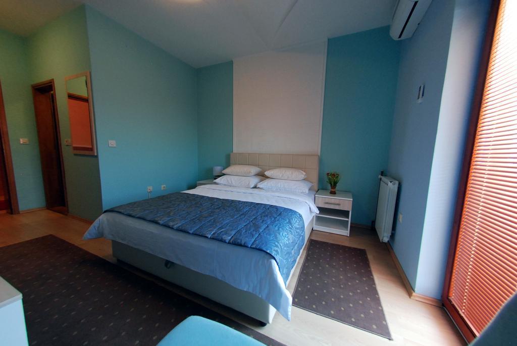 Hotel Arizona Sarajevo Lukavica Eksteriør billede